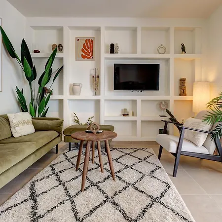 Astro Renovated & Seaview