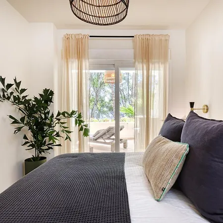 Astro Renovated & Seaview Estepona