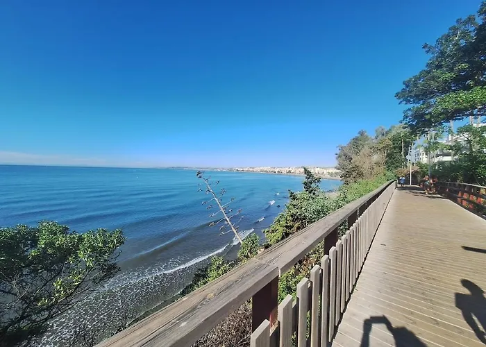 Astro Renovated & Seaview *