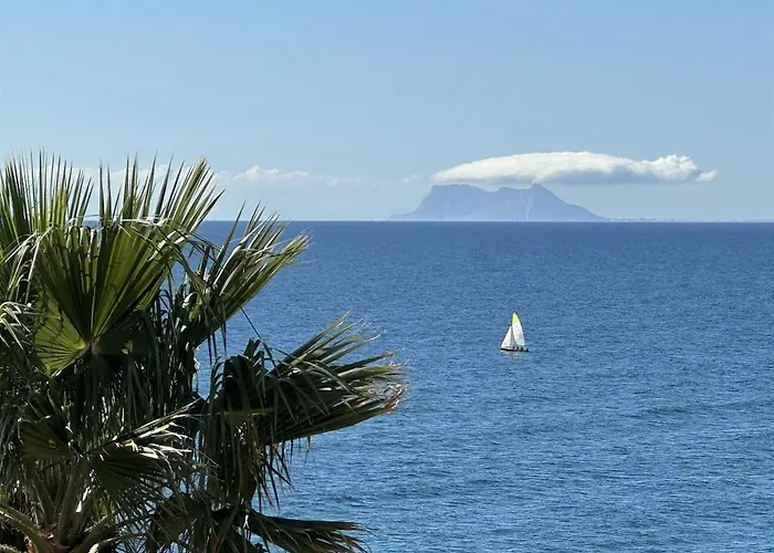 Astro Renovated & Seaview *