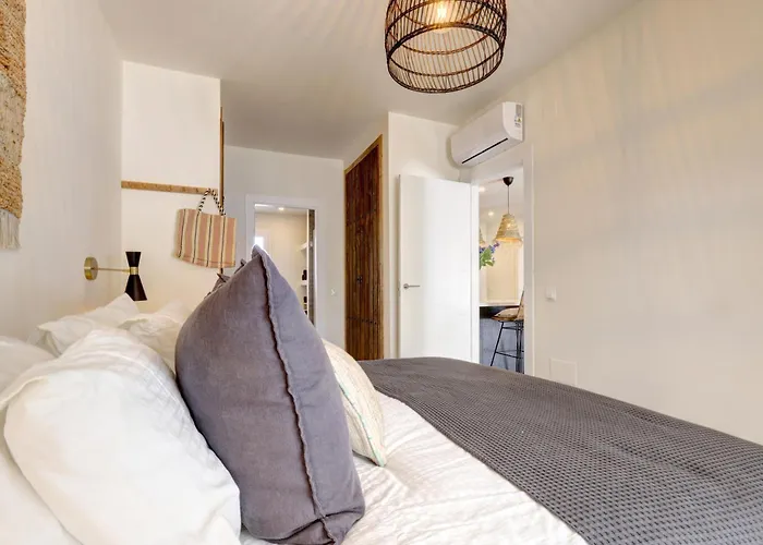 Astro Renovated & Seaview Estepona