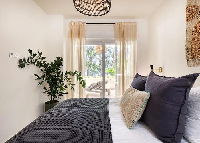 Astro Renovated & Seaview Estepona