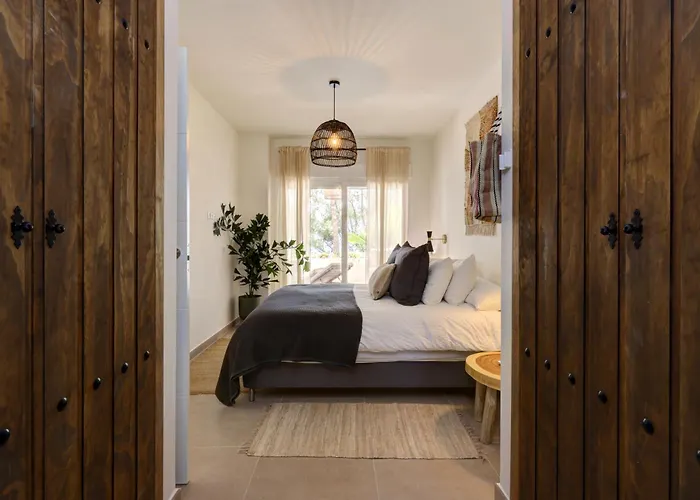 Astro Renovated & Seaview Lejlighed