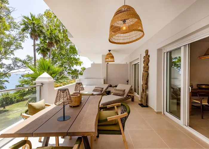 Astro Renovated & Seaview * Estepona