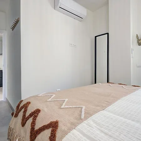 Apartment Astro Renovated & Seaview *