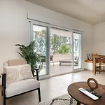 Apartment Astro Renovated & Seaview *