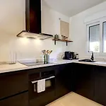 Apartment Astro Renovated & Seaview