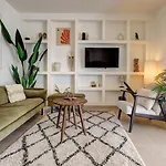 Astro Renovated & Seaview
