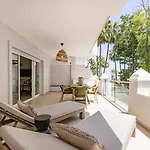 Apartment Astro Renovated & Seaview