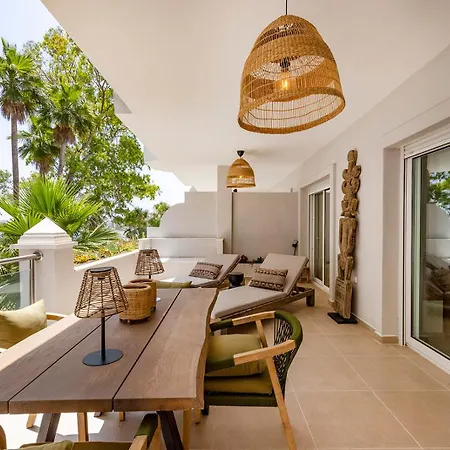 Astro Renovated & Seaview * Estepona